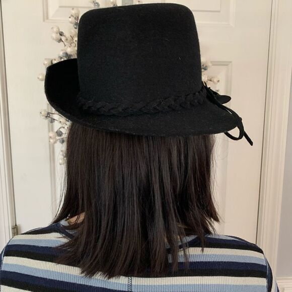 Vintage Neumann Endler Black Wool Angle Brim Hat EUC - Picture 4 of 4